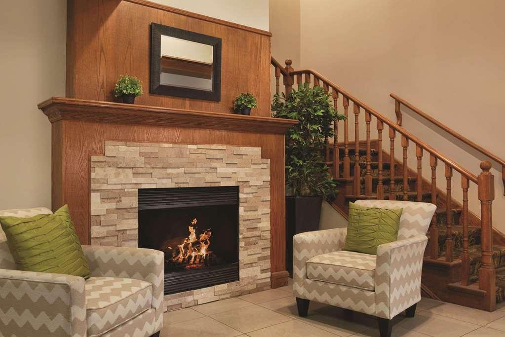 Country Inn & Suites By Radisson, Saskatoon, Sk Beltér fotó