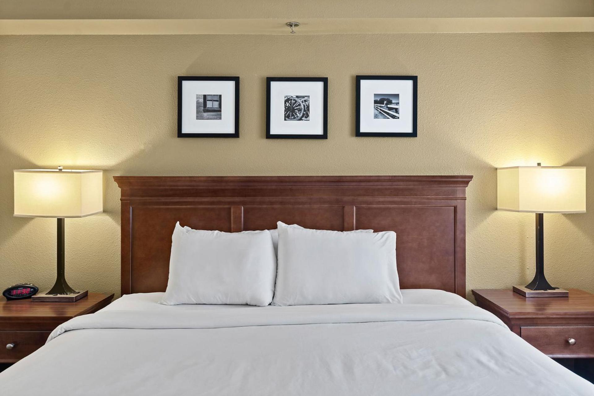 Country Inn & Suites By Radisson, Saskatoon, Sk Kültér fotó